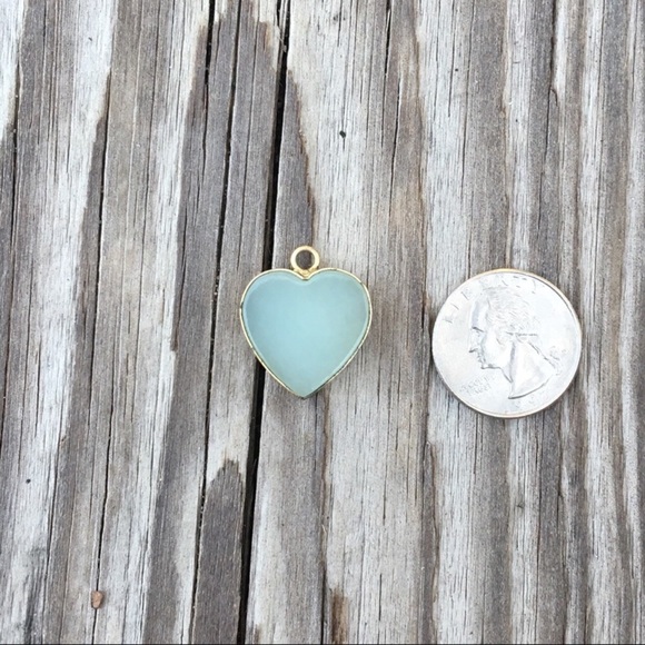 Vintage White Jade Heart Pendant - Picture 2 of 2